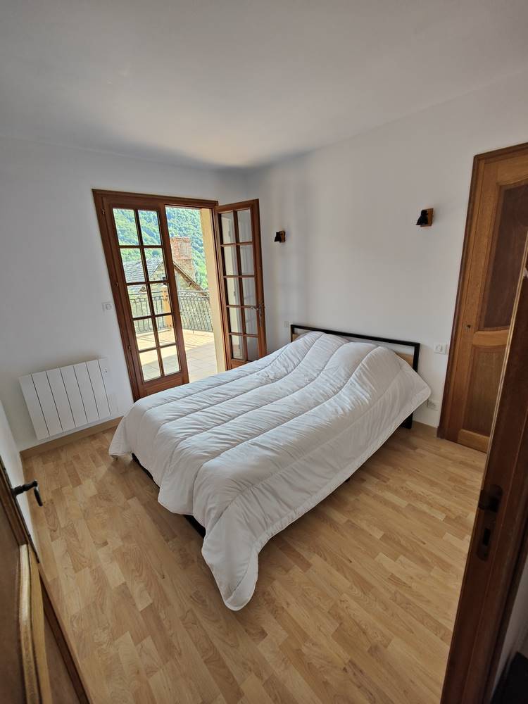 Chambre avec lit double